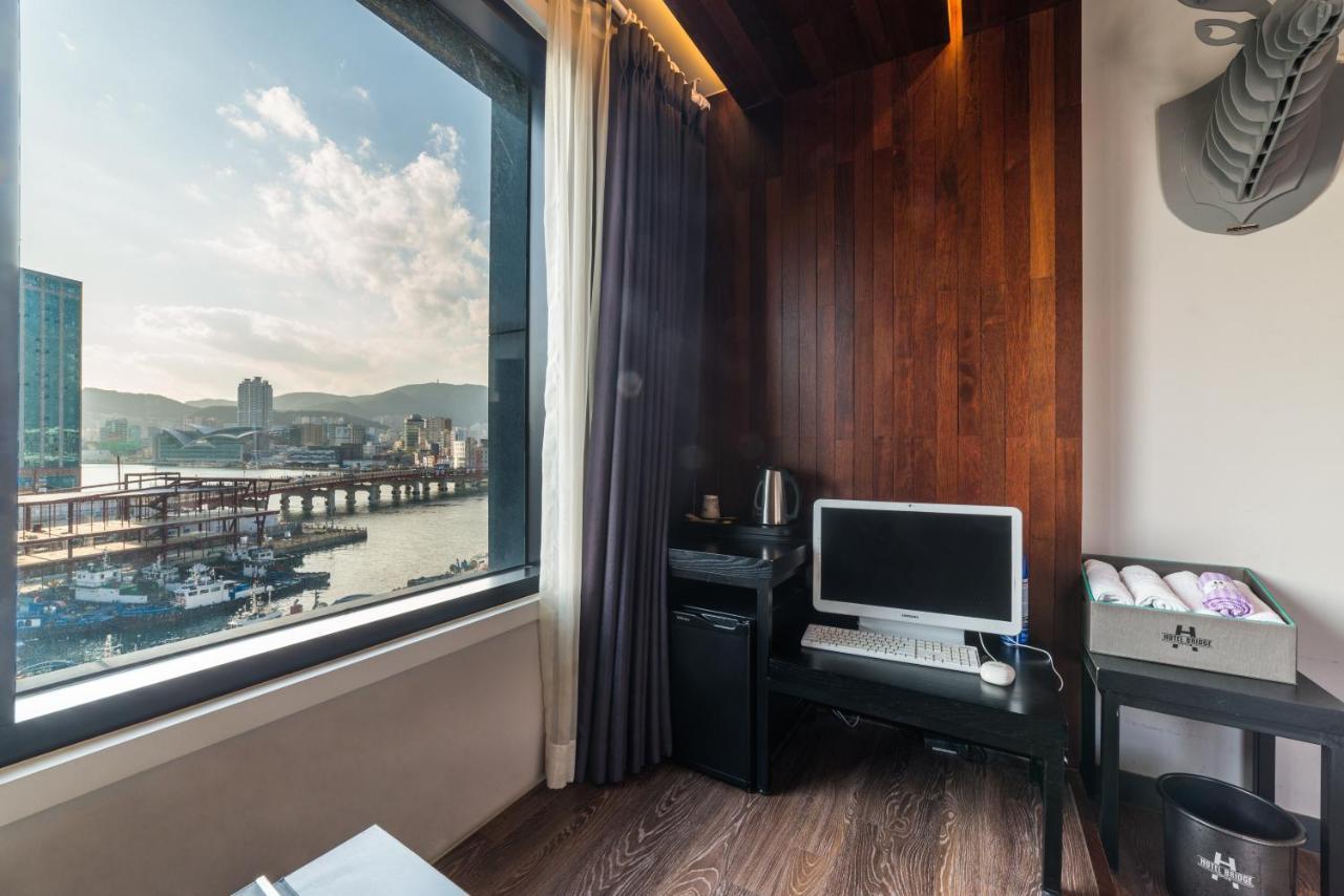 Hotel Bridge Busan Exterior photo