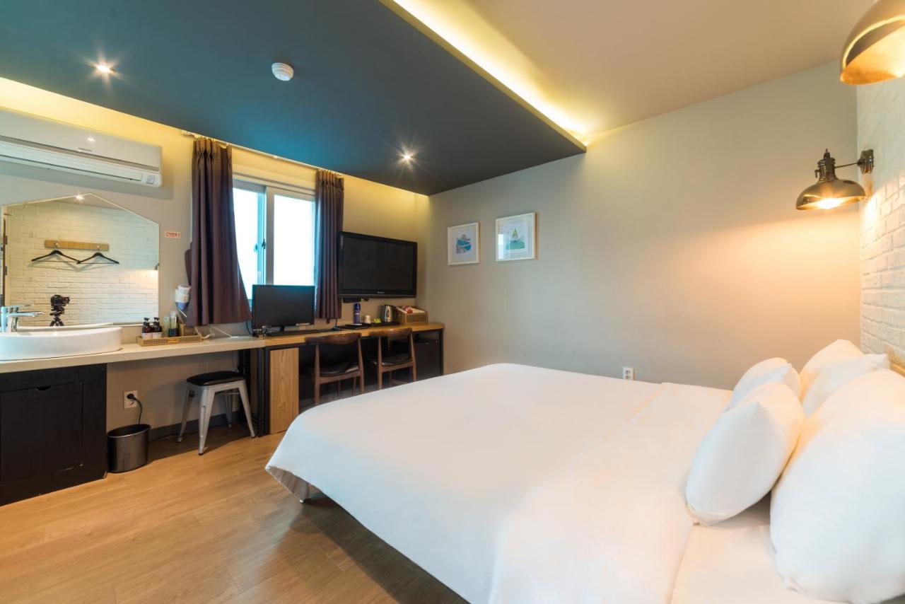 Hotel Bridge Busan Exterior photo